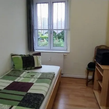 Ferienzimmer Goerlitz Ferienwohnung 3 Johanna-Dreyer-Strasse شقة *